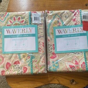 Waverly Multicolor Floral Pull Up Valance Set of 2 52x18